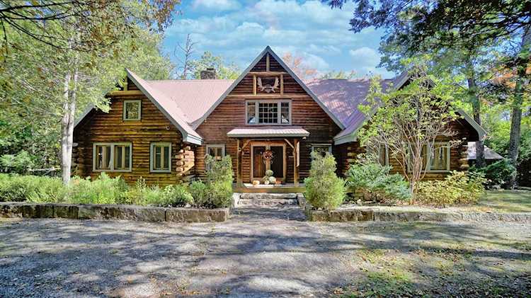337 Horseshoe Pond Rd Stoneham, ME 04231