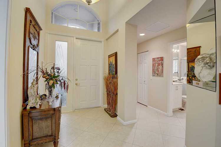 9812 Tallyrand Drive Lake Worth, FL 33467