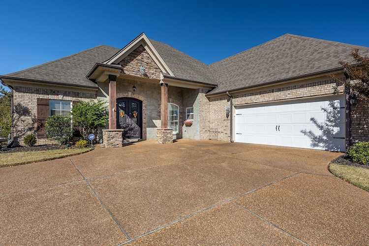 3521 Holsten Creek Dr Southaven, MS 38672