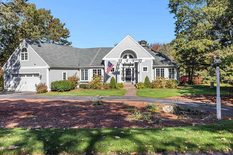 4 Windy Pine Lane Sandwich, MA 02563