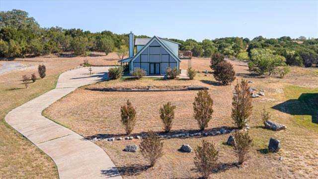605 Anglers Ridge Bluff Dale, TX 76433