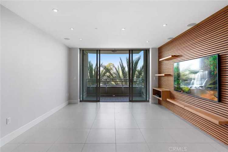 3051 Scholarship Irvine, CA 92612 | MLS NP22099569 Photo 1
