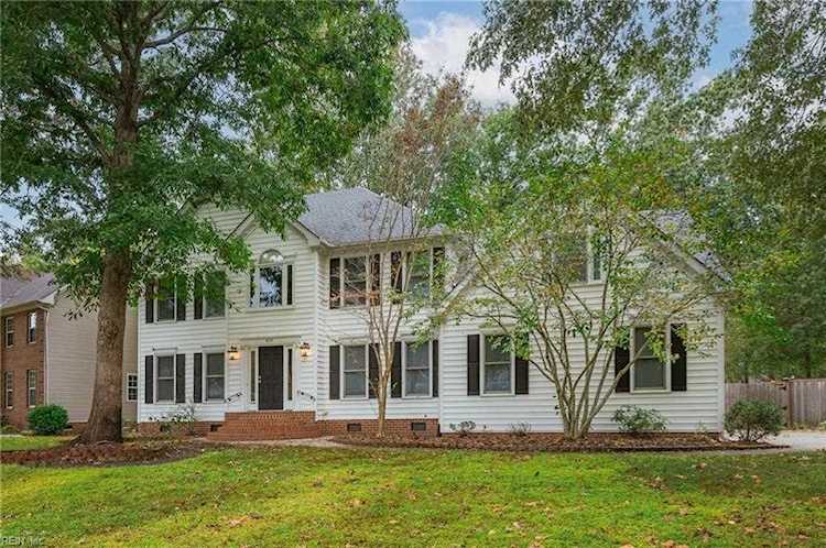 925 Keeling Dr Chesapeake, VA 23322 | MLS 10461355 Photo 1
