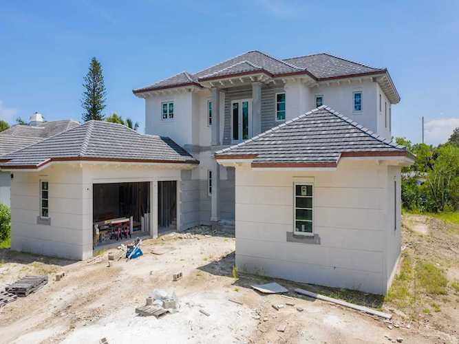 518 Tulip Ln Vero Beach, FL 32963