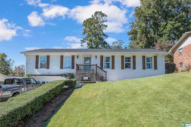 732 Saulter Lane Homewood, AL 35209