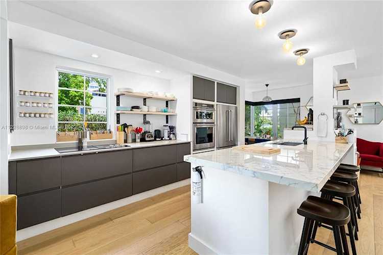 1050 Jefferson Ave #1+3 Miami Beach, FL 33139