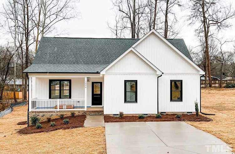 1226 Dolly Street Roxboro, NC 27573