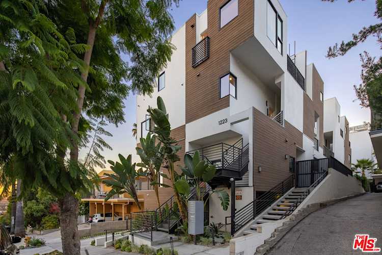 1223 Larrabee St #4 West Hollywood, CA 90069