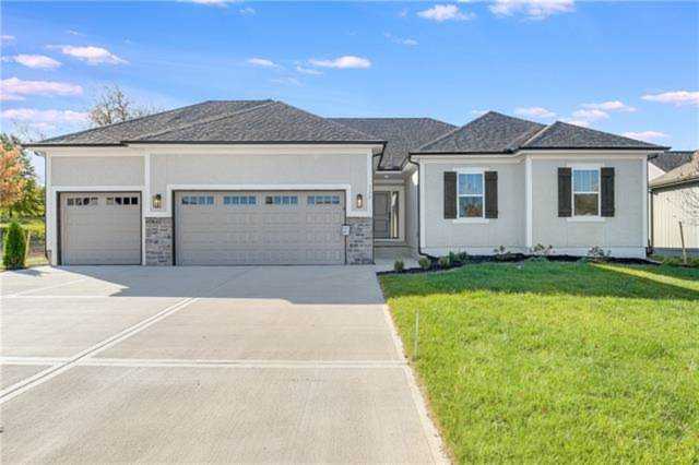 712 SE Sparrow Ct Blue Springs, MO 64014