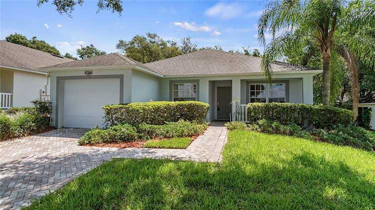 3677 Kingswood Ct Clermont, FL 34711