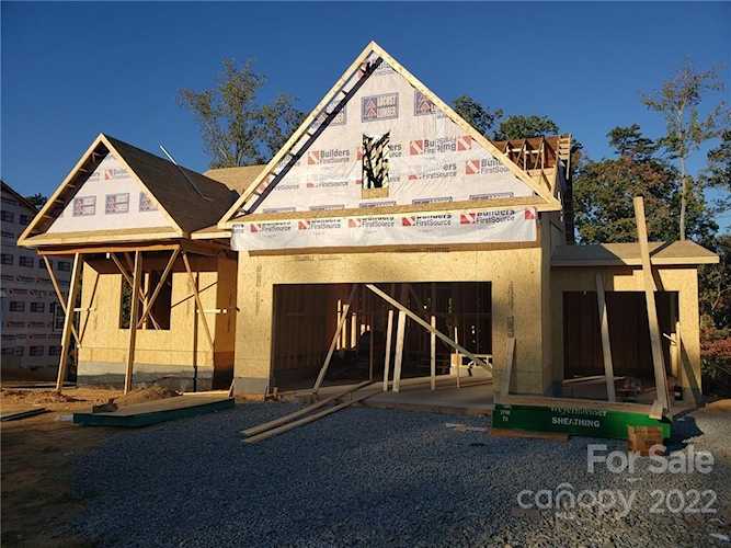 6129 Sandy Point Ln Belmont, NC 28012