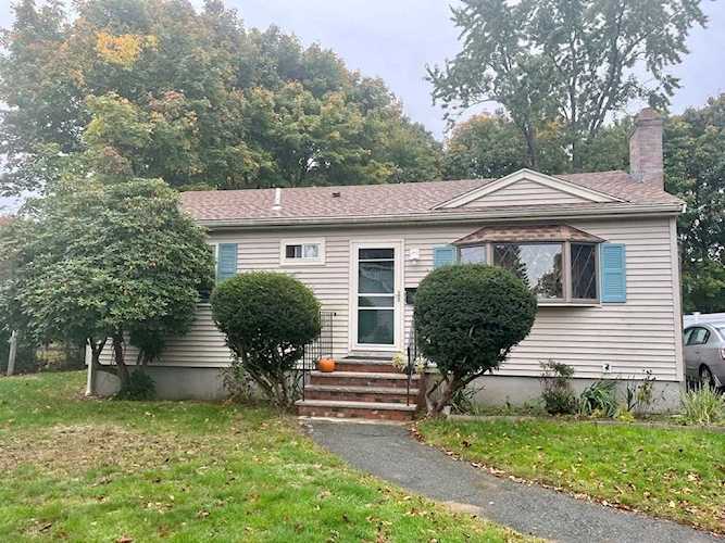 11 Edith Avenue Woburn, MA 01801