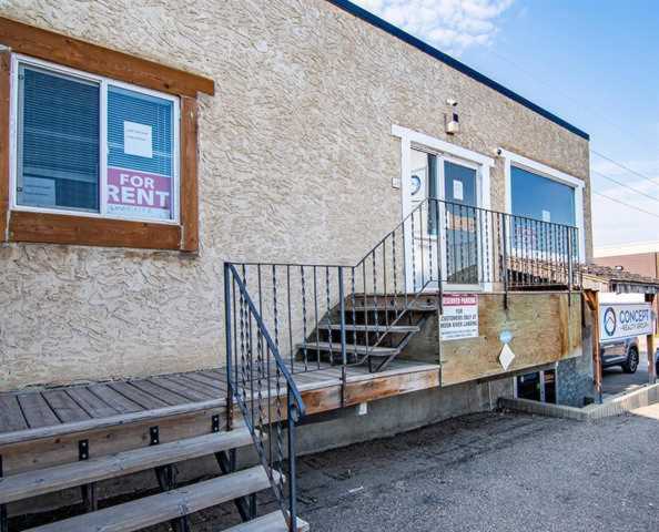 5202 54 Ave Red Deer, AB T4N5K8