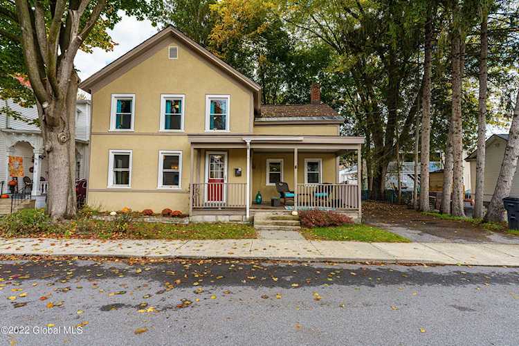 11 Ford St Ballston Spa, NY 12020