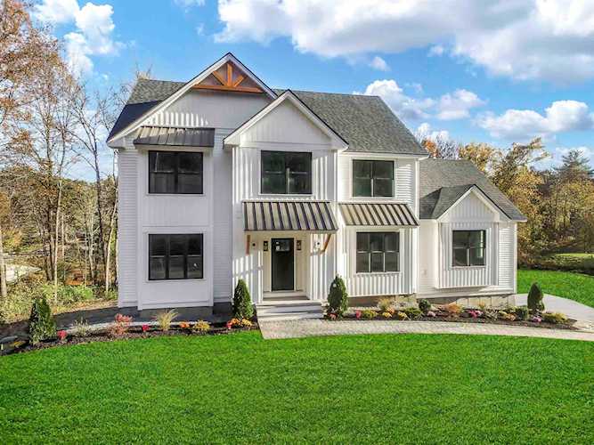 4 Powder Mill Rd Exeter, NH 03833