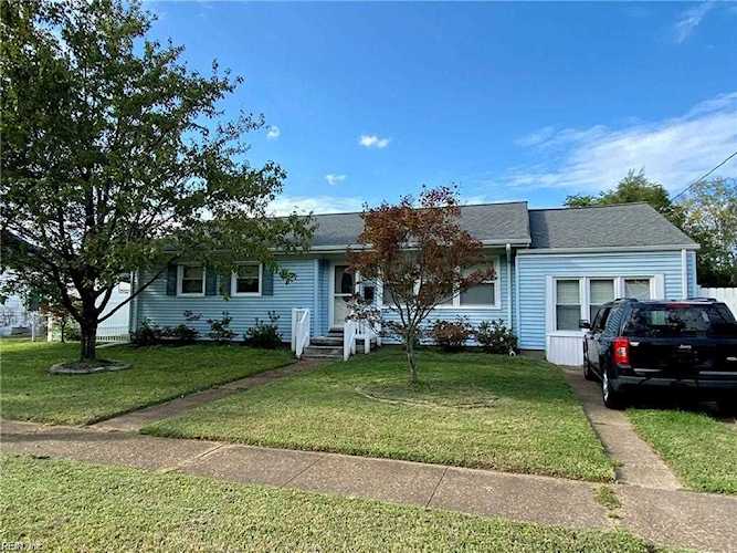 1424 Sunset Dr Norfolk, VA 23503 home for sale, MLS#10462100 - Crescas Real Estate Photo 1