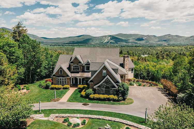 73 Boulder Ridge Rd Hales Location, NH 03860