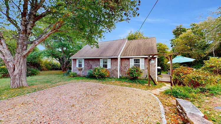 450 Lower Road Brewster, MA 02631