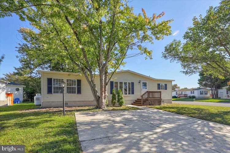 20 Anchor Way Dr Berlin MD is a home for sale | BEACHLIFE | Photo 1