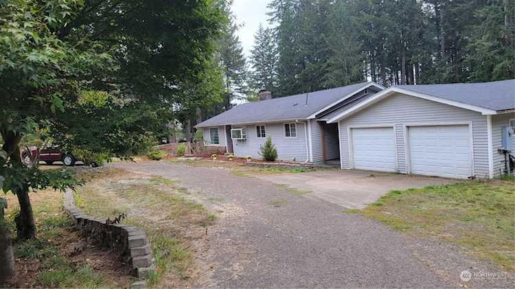 3409 Spirit Lake Hwy Silverlake, WA 98645
