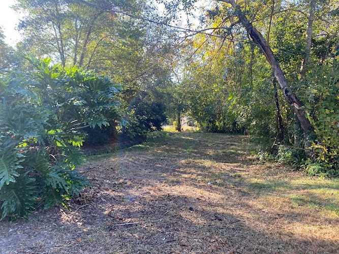 735 Wescott Dr Tallahassee, FL 32303 in Wescott Terrace Photo 1