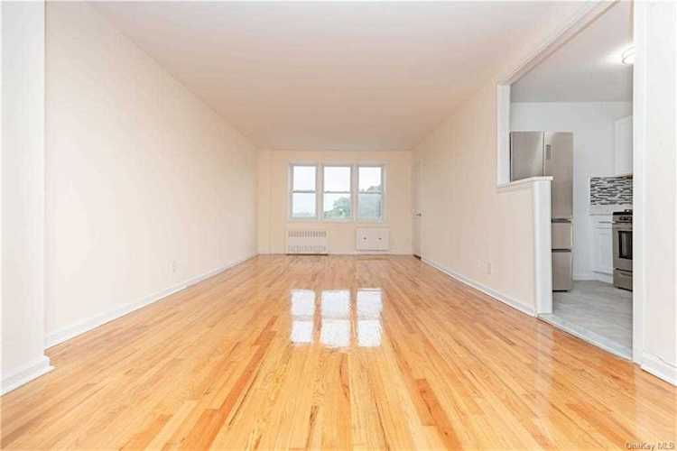495 Odell Avenue #7D Yonkers, NY 10703