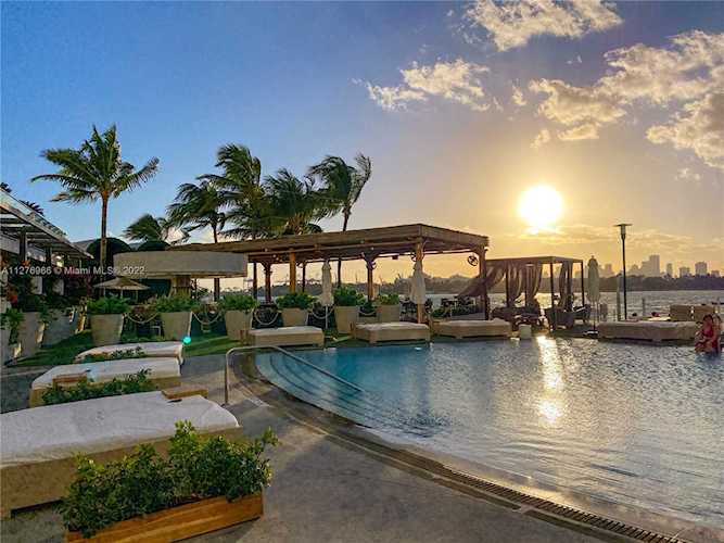 1100 West Ave #1203 Miami Beach, FL 33139