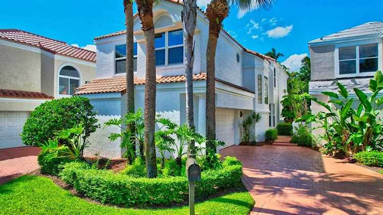 17707 Tiffany Trace Drive Boca Raton, FL 33487