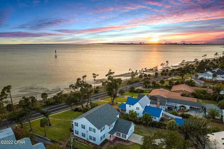 900 W Beach Dr Panama City, FL 32401