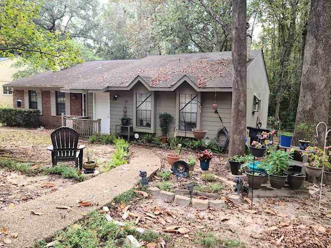 124 W Whetherbine Way Tallahassee, FL 32301 in Breckenridge On Park Photo 1