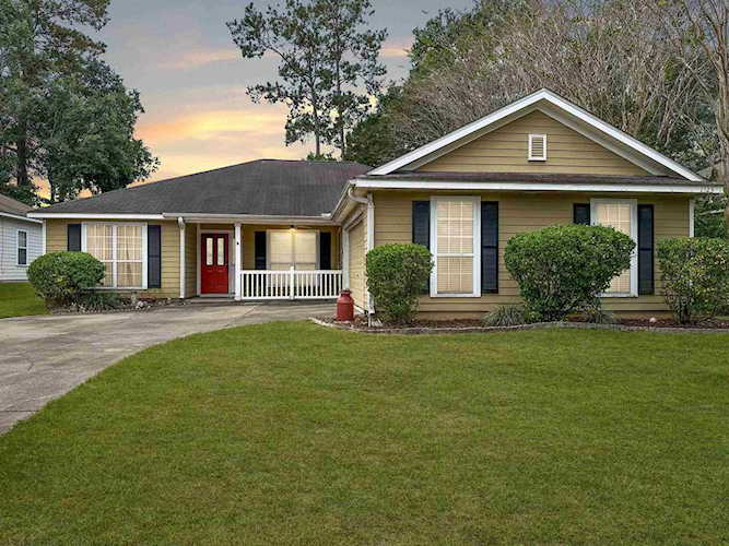 1323 Silver Moon Dr Tallahassee, FL 32312 in Villages At Maclay Photo 1