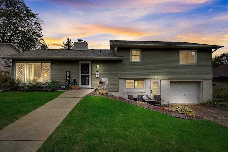 462 Agnes Dr Madison, WI 53711