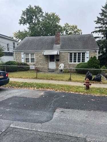 44 Sumner Avenue Yonkers, NY 10704