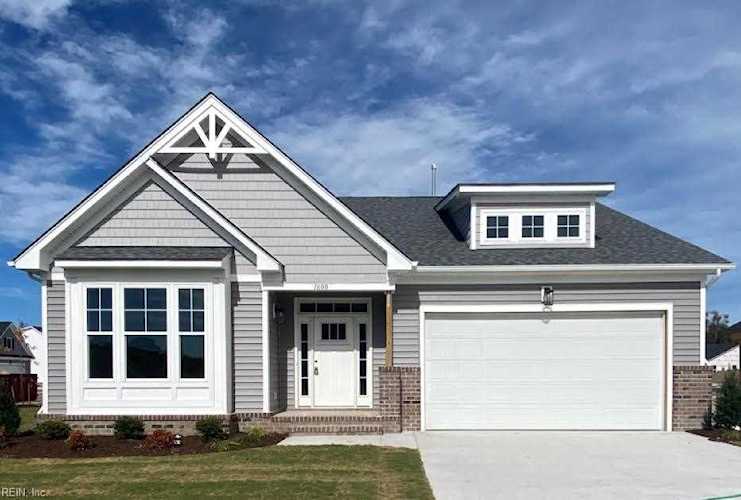 1600 Estes Rd Chesapeake, VA 23320 home for sale, MLS#10421998 - Crescas Real Estate Photo 1