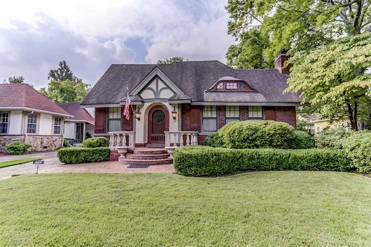 1801 Forrest Ave Memphis, TN 38112