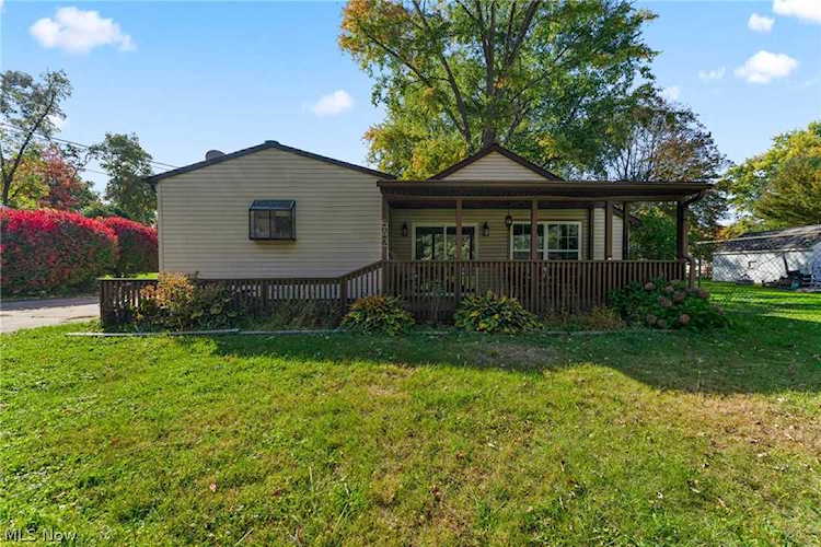 542 Dakota Ave Niles, OH 44446