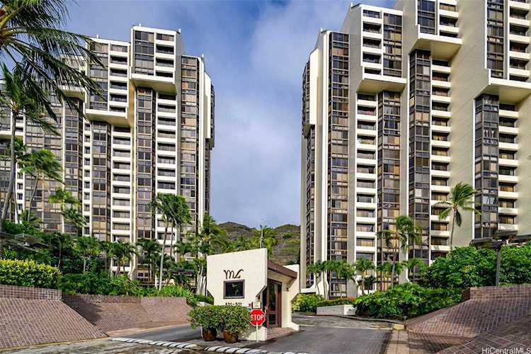 501 Hahaione Street #1/8H Honolulu, HI 96825