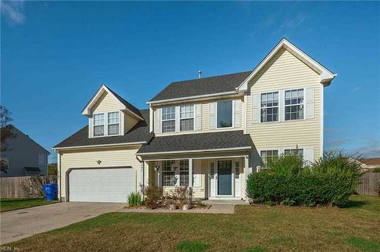 245 Holbrook Arch Suffolk, VA 23434 home for sale, MLS#10462194 - Crescas Real Estate Photo 1