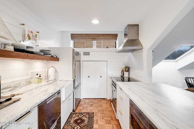 2525 George Rogers Clark Pl #305 Louisville, KY 40206