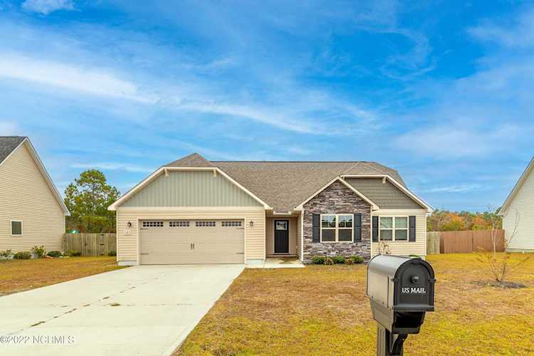 121 Sonia Drive Hubert, NC 28539