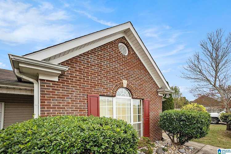 297 Hidden Creek Trail in Pelham, AL