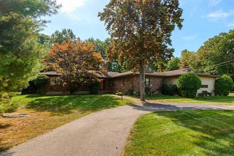 20 Burnette Dr Rye, NH 03870