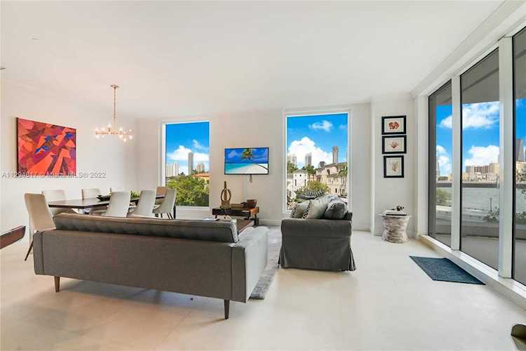 6000 Island Blvd #306 Aventura, FL 33160