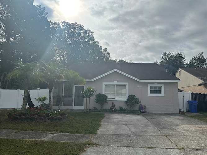 12371 Witheridge Dr Tampa, FL 33624