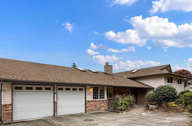 2524 170th Place SE Bellevue, WA 98008 | MLS® 2012212 Photo 1