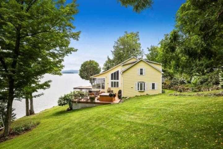 Bean Group | 5706 Lake Rd Newport Town 05857 VT | home for sale Photo 1