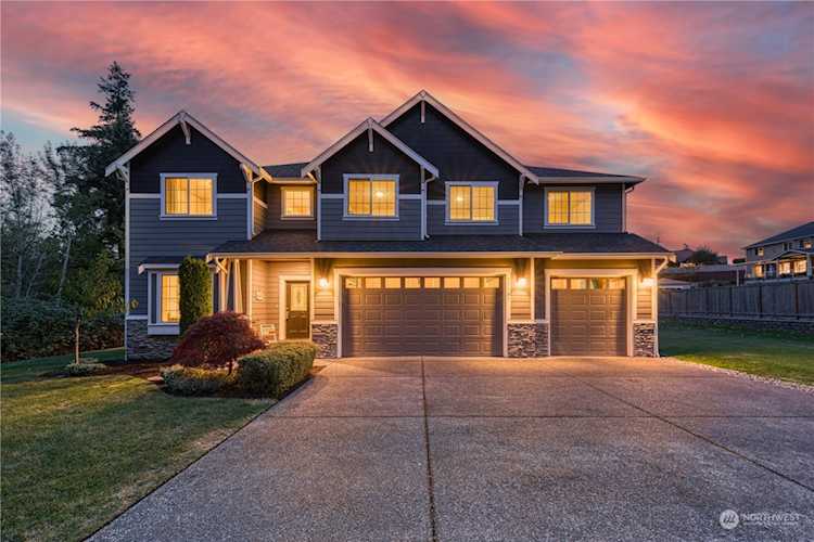 17101 25th Street Ct E Lake Tapps, WA 98391