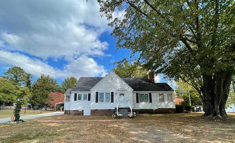 202 Lakeview Hgts Union, SC 29379