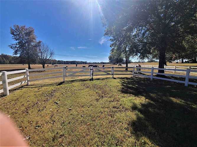 2004 Battle Cv Eads, TN 38028