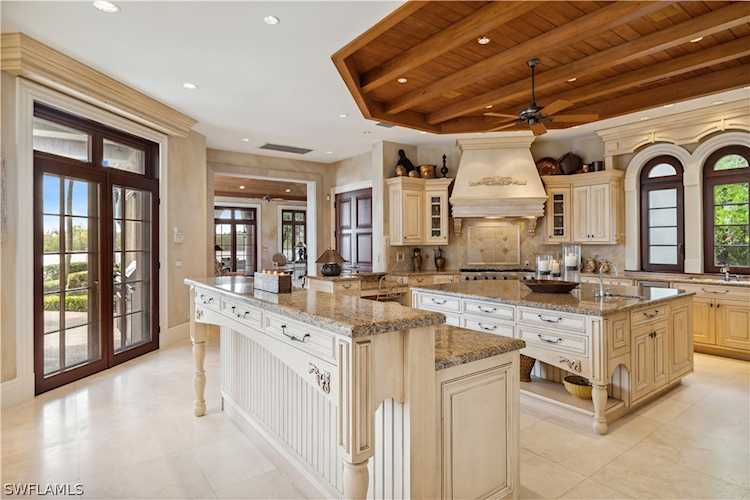 950 Admiralty Parade Naples, FL 34102